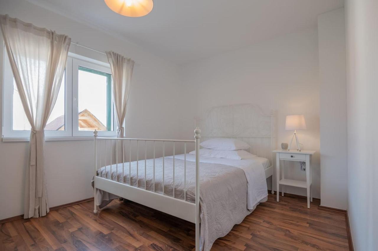 Kameni Dvori Villa Donji Proložac Dış mekan fotoğraf