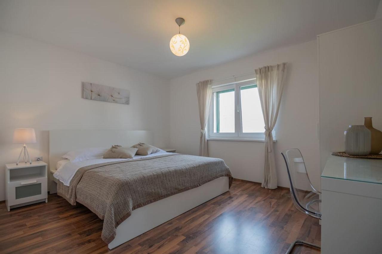 Kameni Dvori Villa Donji Proložac Dış mekan fotoğraf